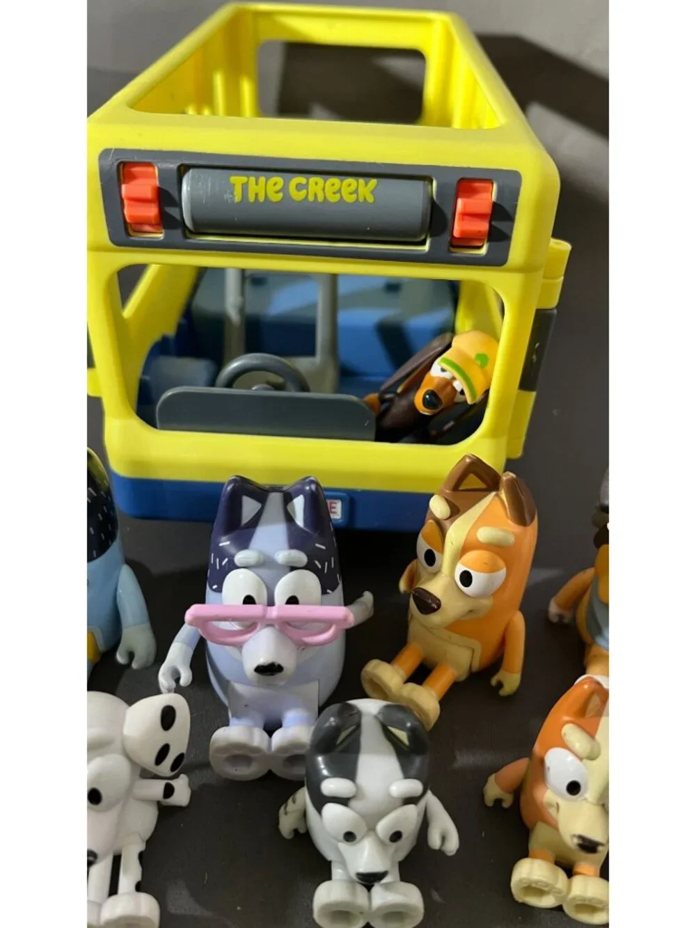 Bluey Family & Friends Play Set With Yellow “The Creek” Bus